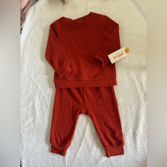 Cat & Jack Other - Baby Ribbed Two-Piece Set in Rust NWT